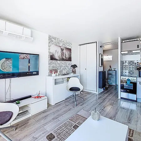 Le Fidji-3 By Interhome شقة *